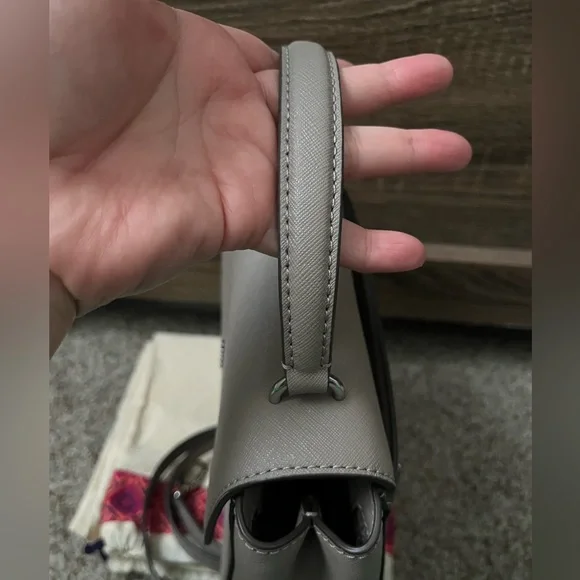 ❌SOLD❌Tory Burch Emerson Handbag/ Crossbody Bag - Picture 6 of 11